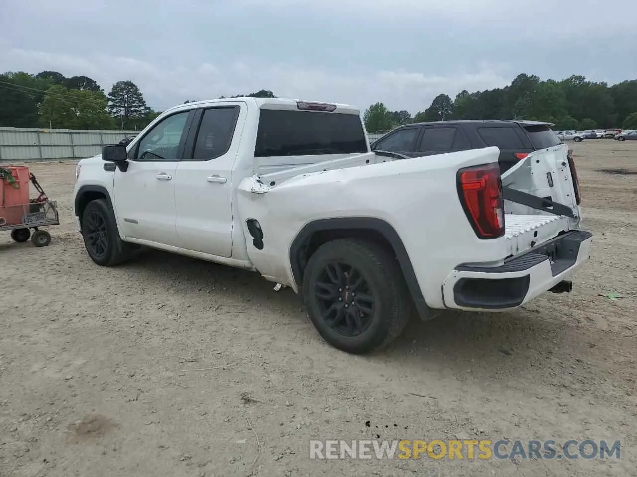 2 Photograph of a damaged car 1GTR8CEK4NZ224323 GMC SIERRA 2022