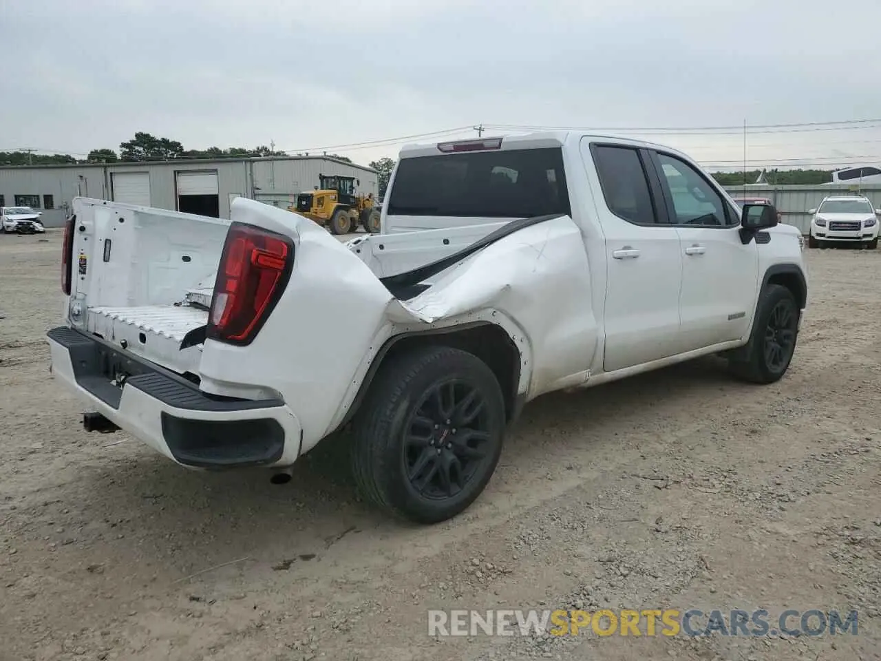 3 Photograph of a damaged car 1GTR8CEK4NZ224323 GMC SIERRA 2022