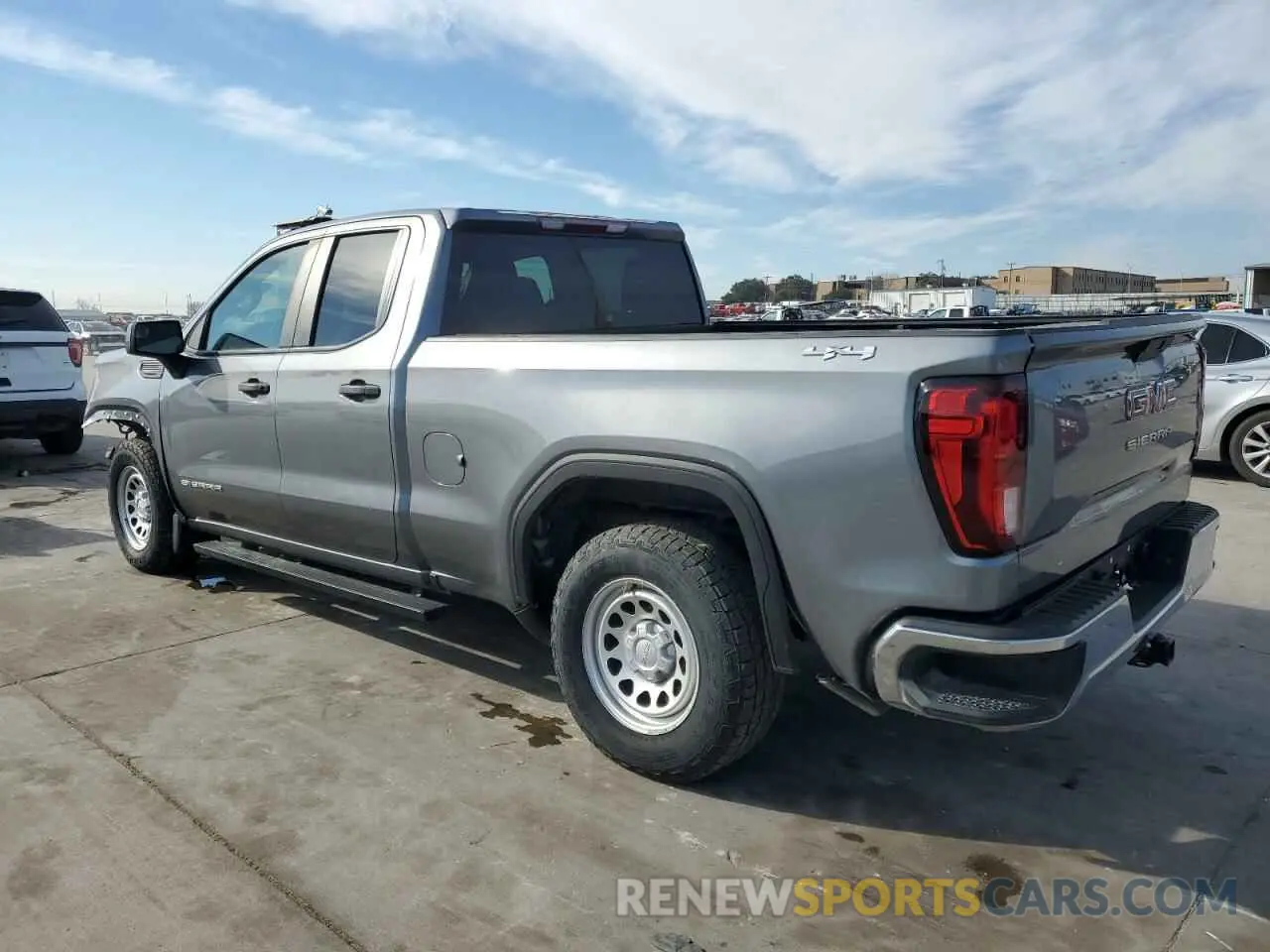 2 Photograph of a damaged car 1GTR9AEK3NZ159174 GMC SIERRA 2022