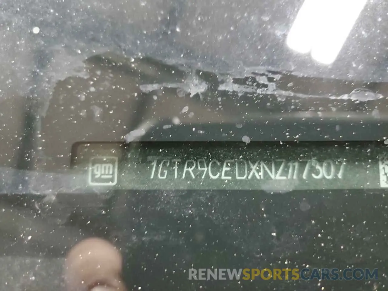 12 Photograph of a damaged car 1GTR9CEDXNZ117307 GMC SIERRA 2022