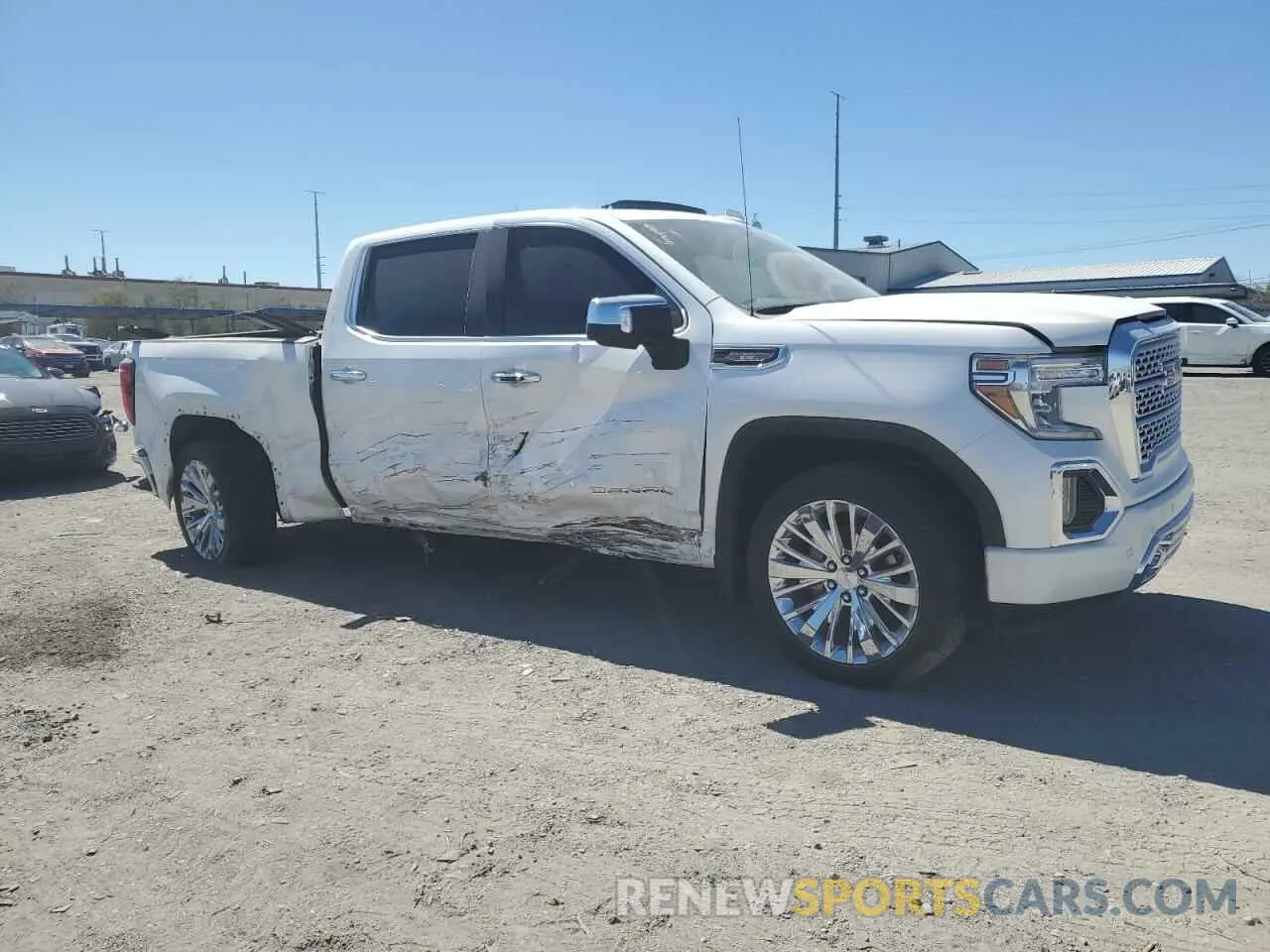 4 Photograph of a damaged car 1GTU9FEL6NZ215804 GMC SIERRA 2022