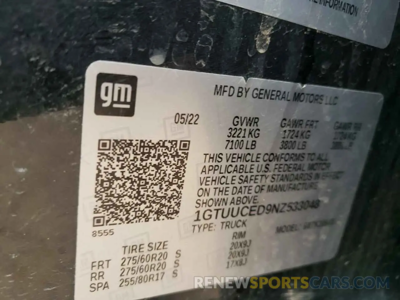 13 Photograph of a damaged car 1GTUUCED9NZ533048 GMC SIERRA 2022