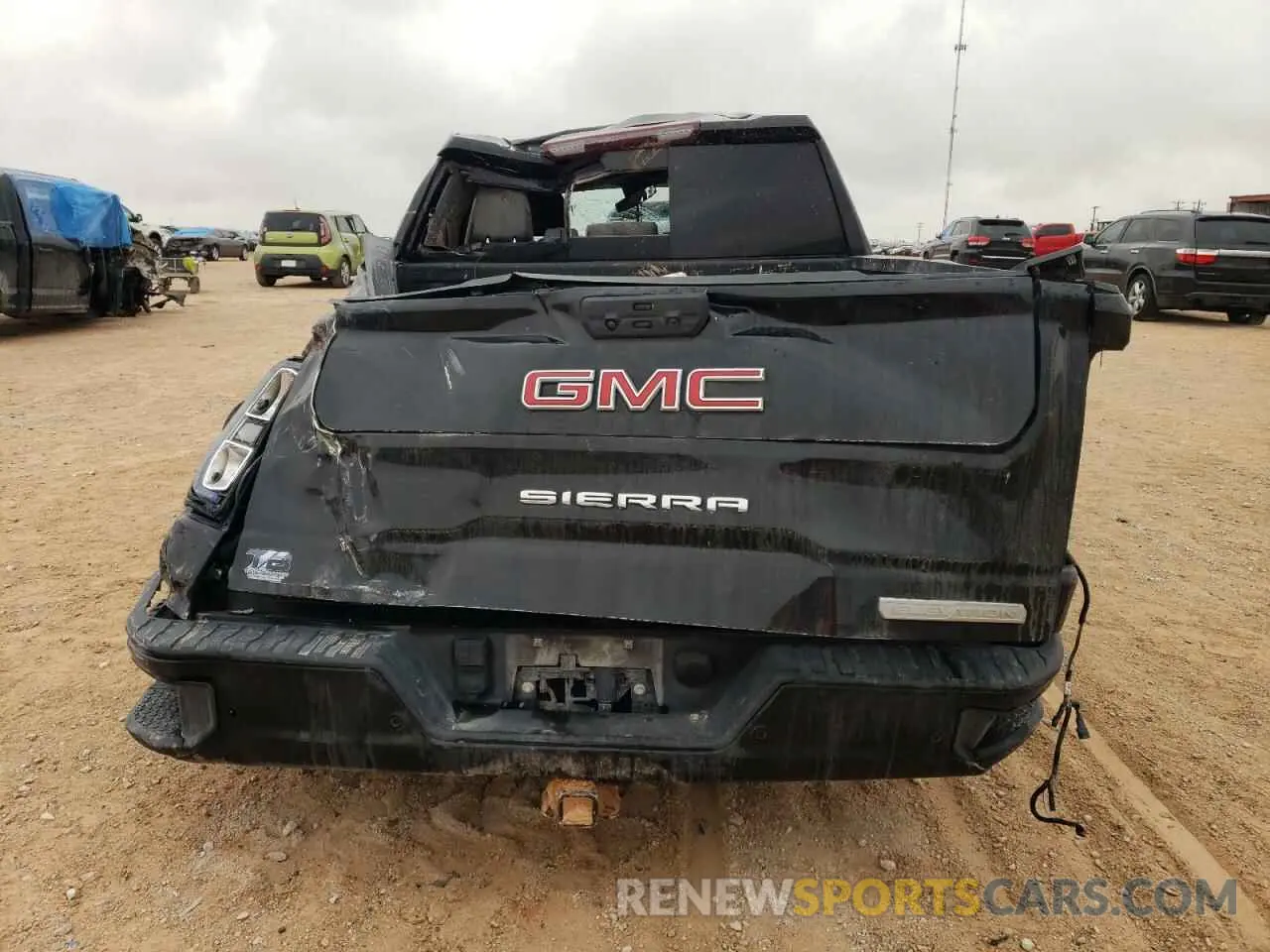 6 Photograph of a damaged car 1GTUUCED9NZ533048 GMC SIERRA 2022