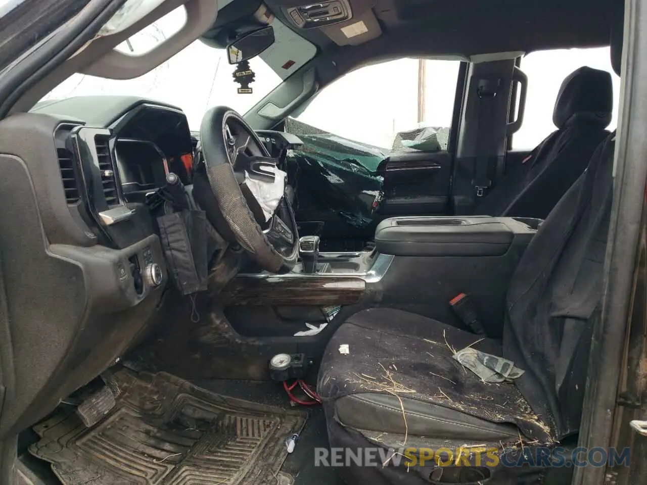 7 Photograph of a damaged car 1GTUUCED9NZ533048 GMC SIERRA 2022