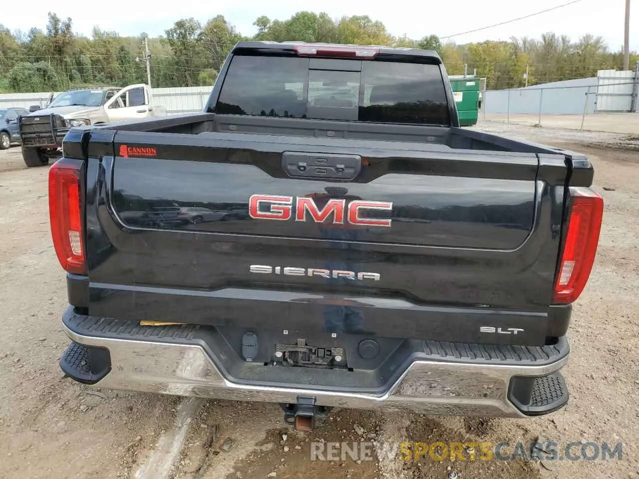 6 Photograph of a damaged car 1GTUUDED0NZ623274 GMC SIERRA 2022