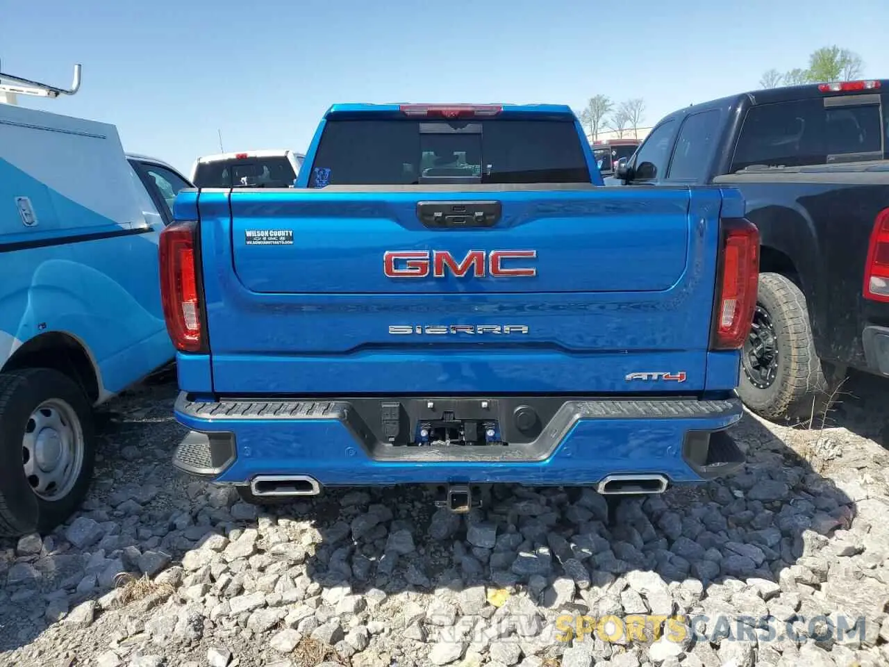 6 Photograph of a damaged car 1GTUUEET2NZ599492 GMC SIERRA 2022