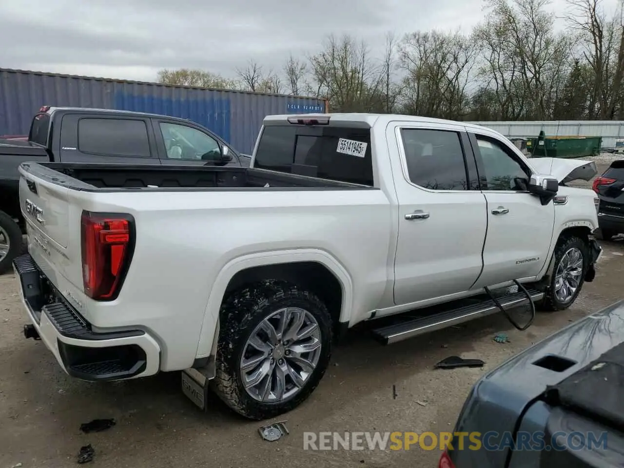 3 Photograph of a damaged car 1GTUUGEL6NZ540053 GMC SIERRA 2022