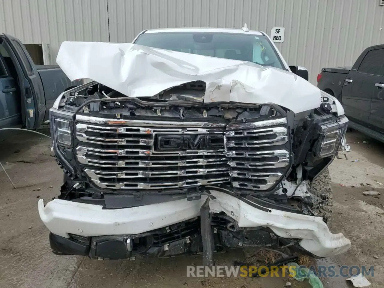 5 Photograph of a damaged car 1GTUUGEL6NZ540053 GMC SIERRA 2022