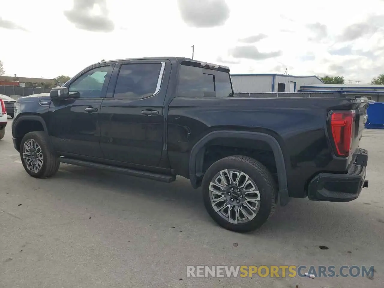 2 Photograph of a damaged car 1GTUUHEL8NZ608164 GMC SIERRA 2022