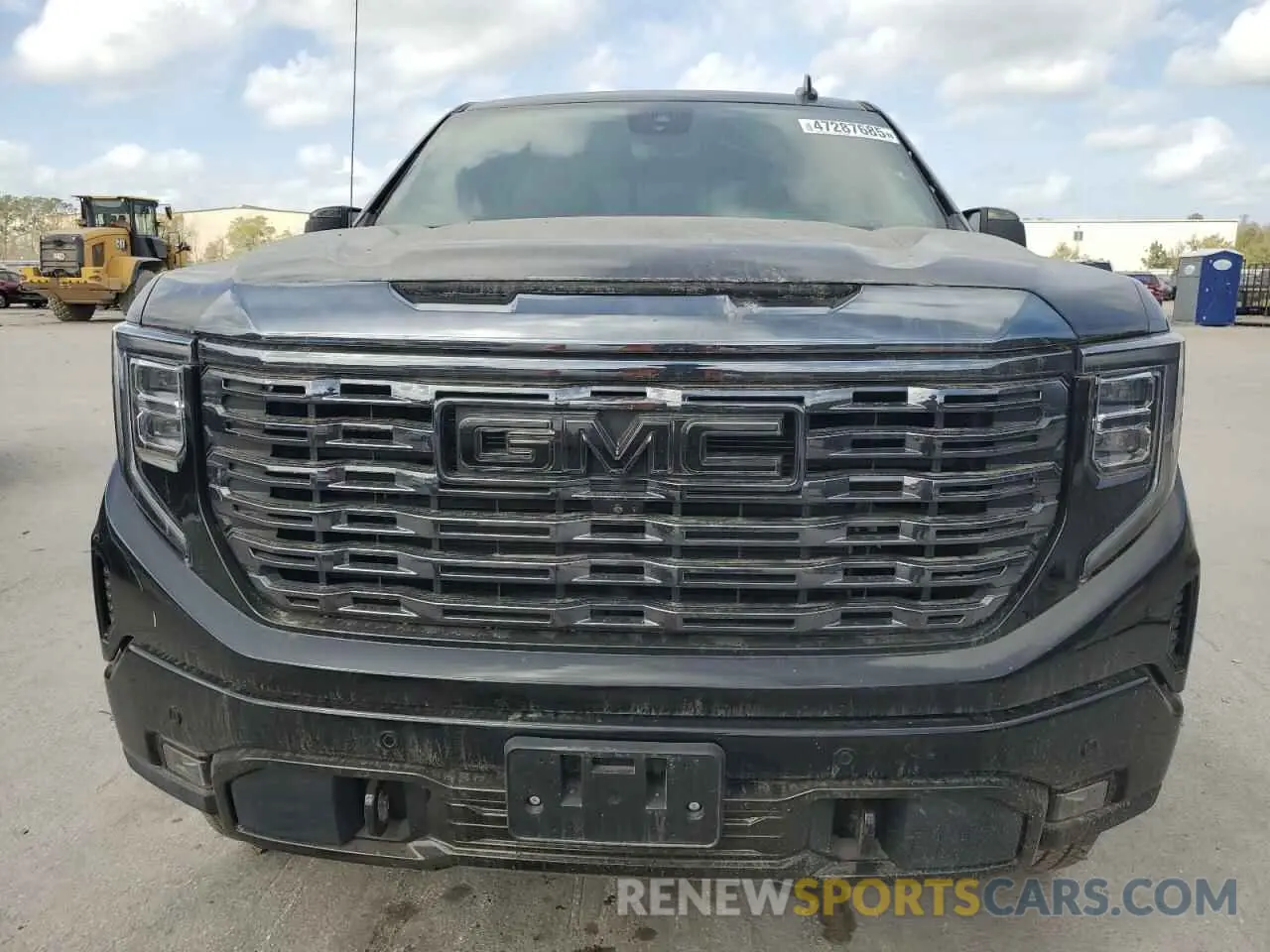 5 Photograph of a damaged car 1GTUUHEL8NZ608164 GMC SIERRA 2022