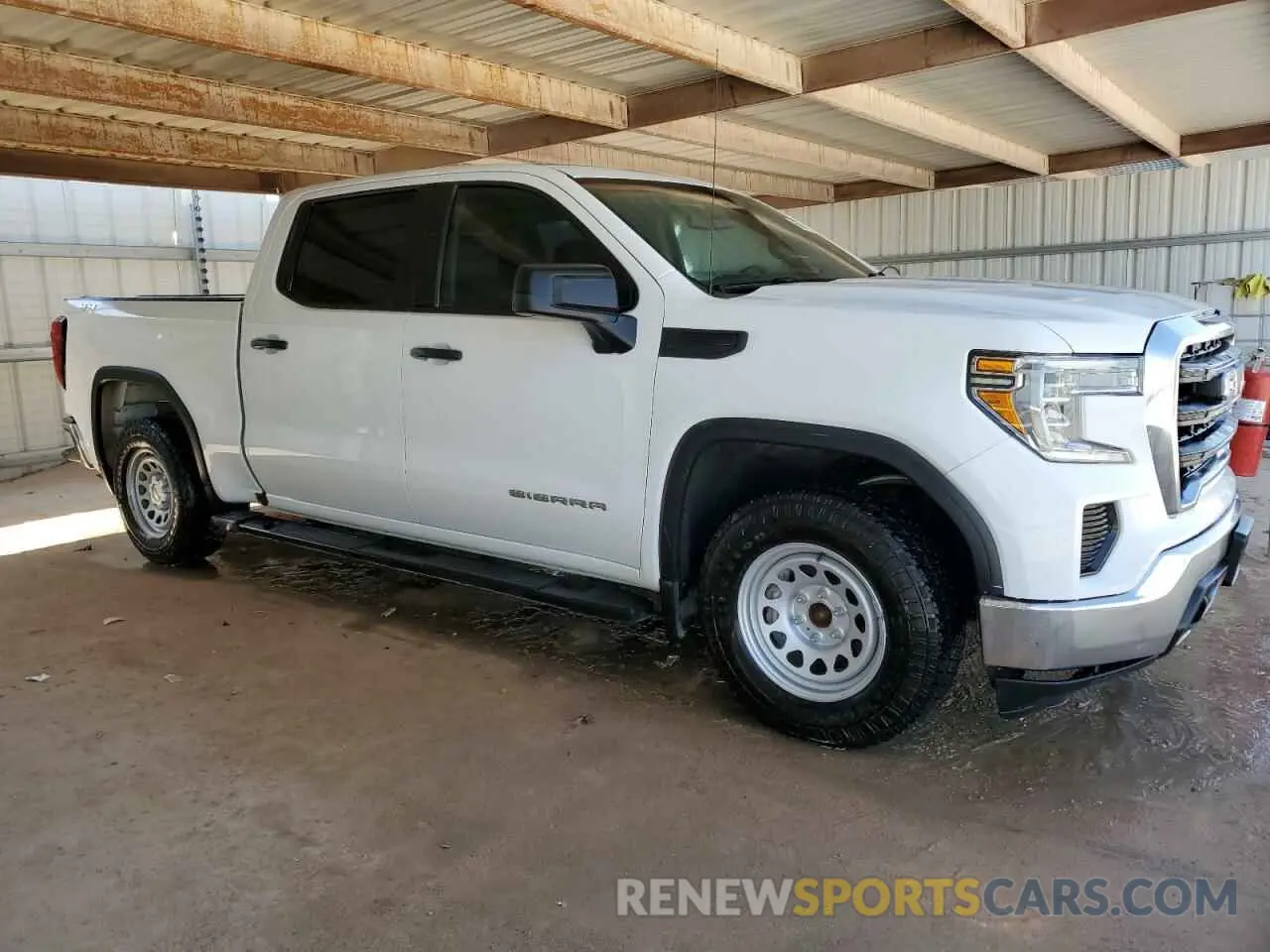 4 Photograph of a damaged car 3GTP9AEK0NG158846 GMC SIERRA 2022
