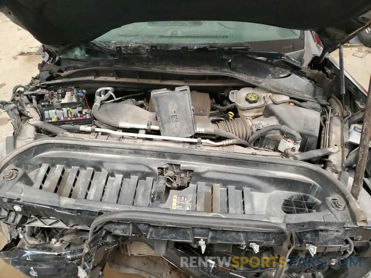 12 Photograph of a damaged car 3GTP9CEK2NG115945 GMC SIERRA 2022