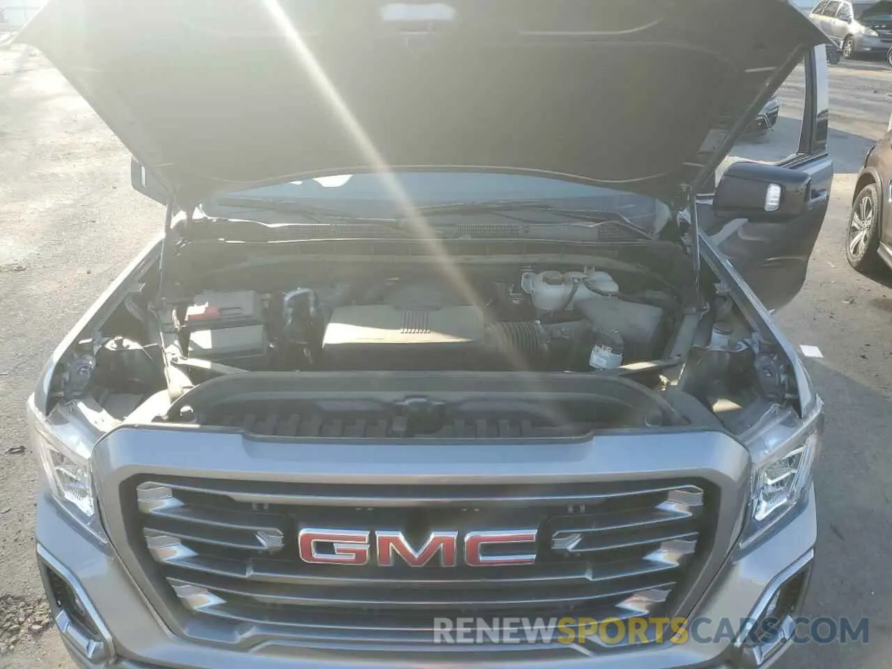 11 Photograph of a damaged car 3GTP9EEL9NG108009 GMC SIERRA 2022