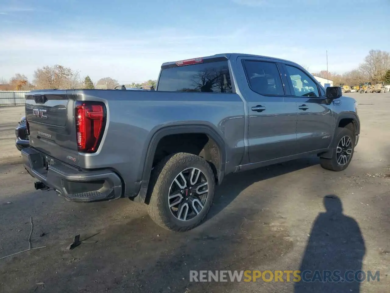 3 Photograph of a damaged car 3GTP9EEL9NG108009 GMC SIERRA 2022