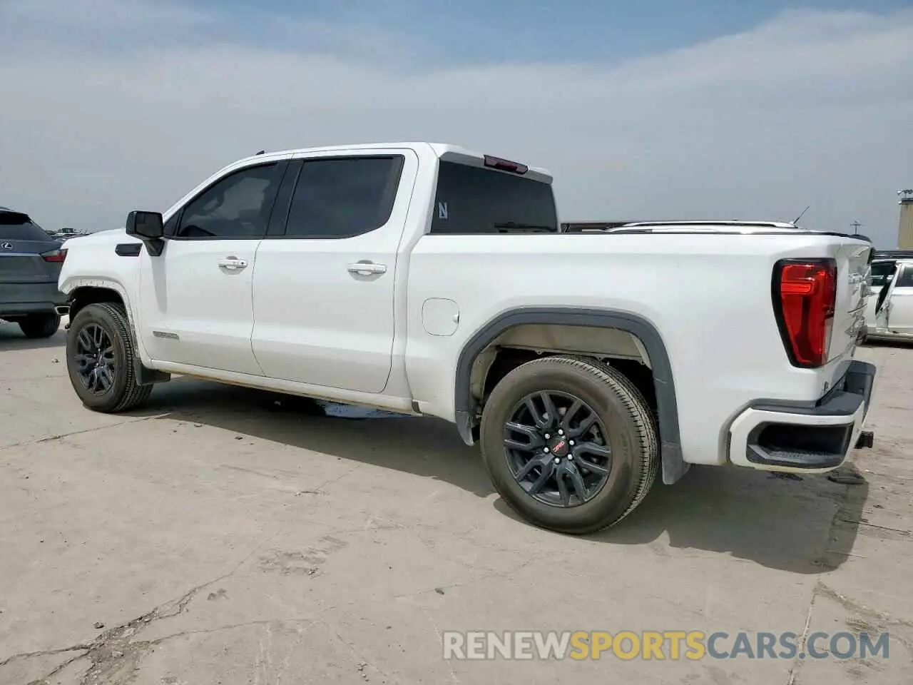 2 Photograph of a damaged car 3GTPHCEK6NG680363 GMC SIERRA 2022