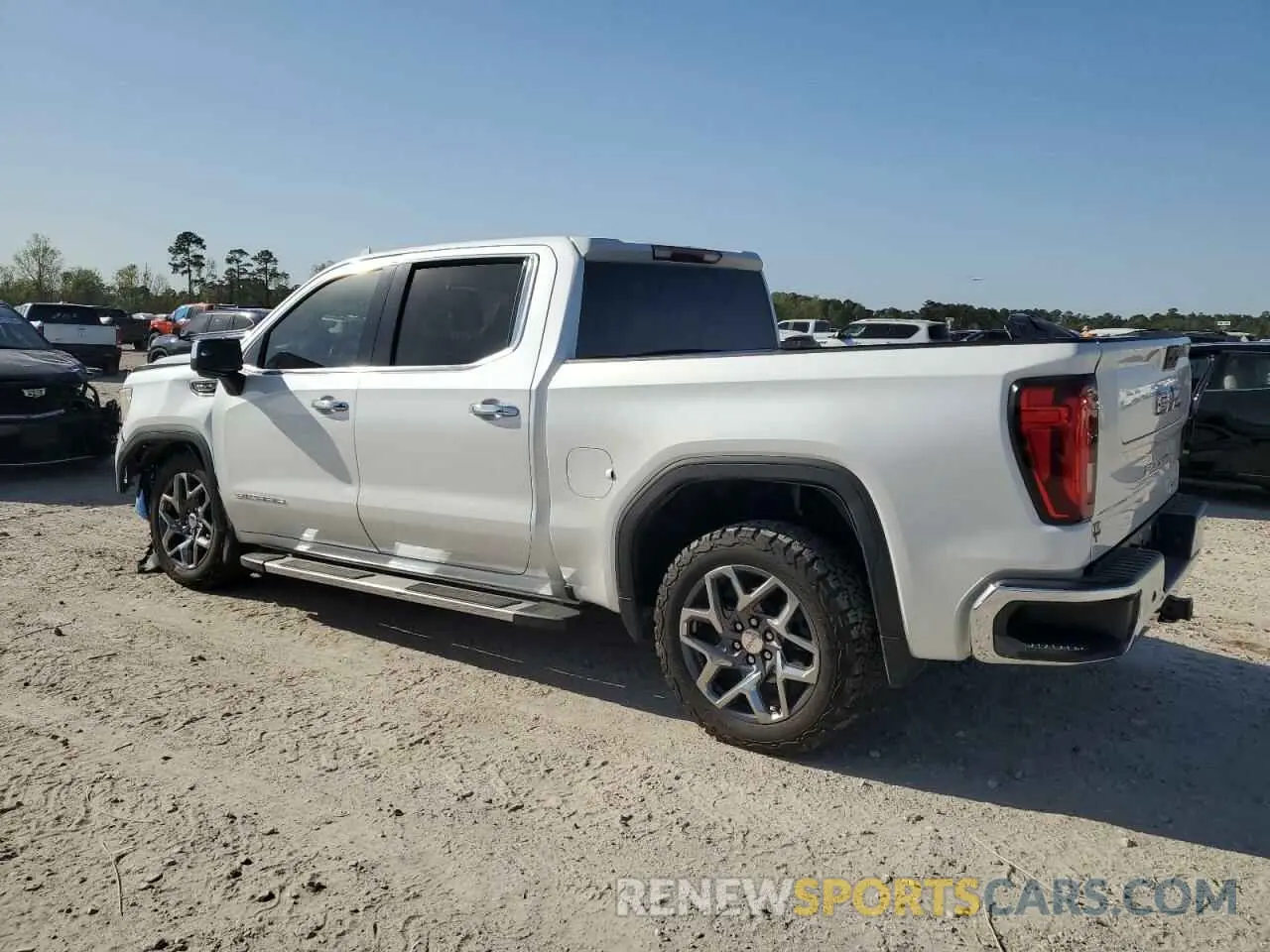 2 Photograph of a damaged car 3GTPHDED8NG653074 GMC SIERRA 2022
