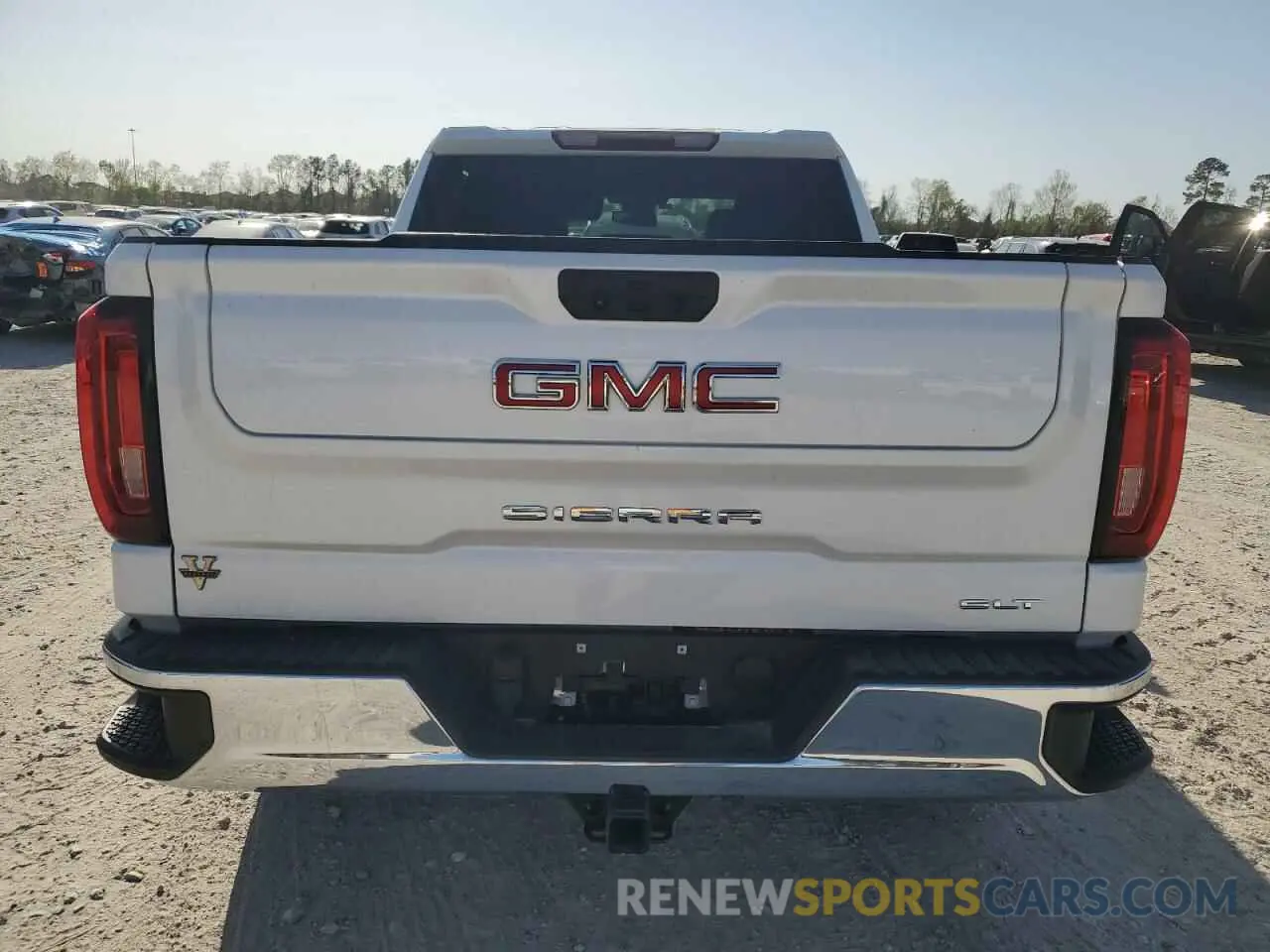 6 Photograph of a damaged car 3GTPHDED8NG653074 GMC SIERRA 2022