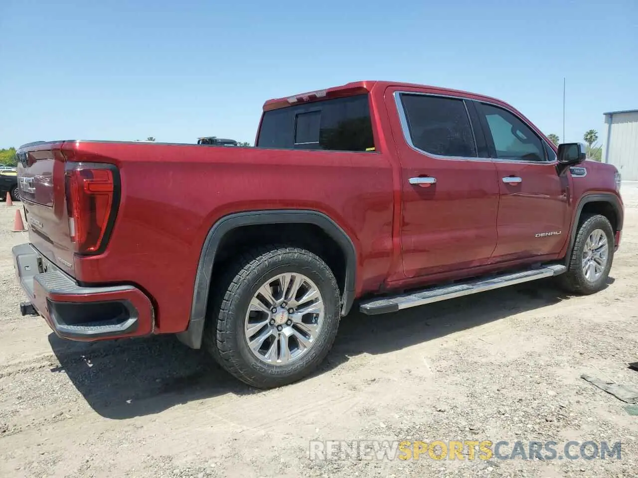 3 Photograph of a damaged car 3GTPHGED8NG607729 GMC SIERRA 2022
