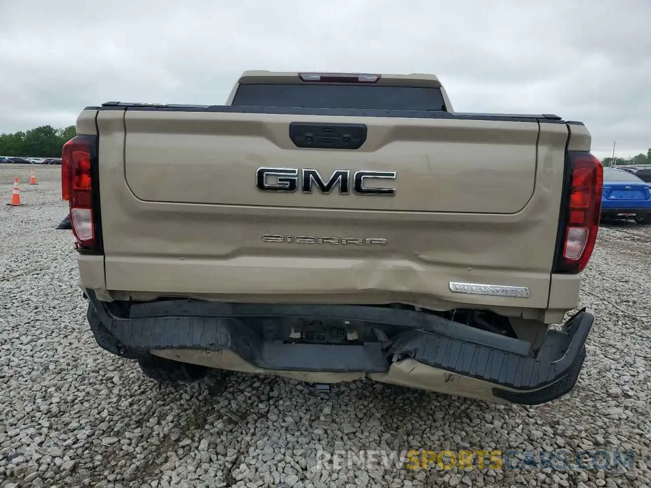 6 Photograph of a damaged car 3GTPUCEK3NG644805 GMC SIERRA 2022