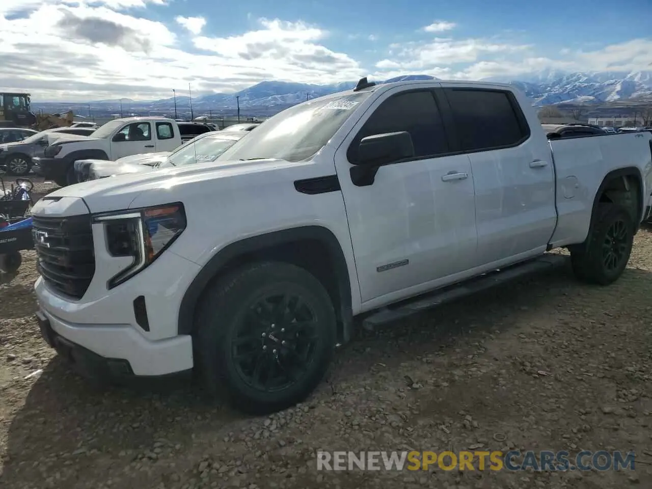 1 Photograph of a damaged car 3GTPUCEK3NG681806 GMC SIERRA 2022