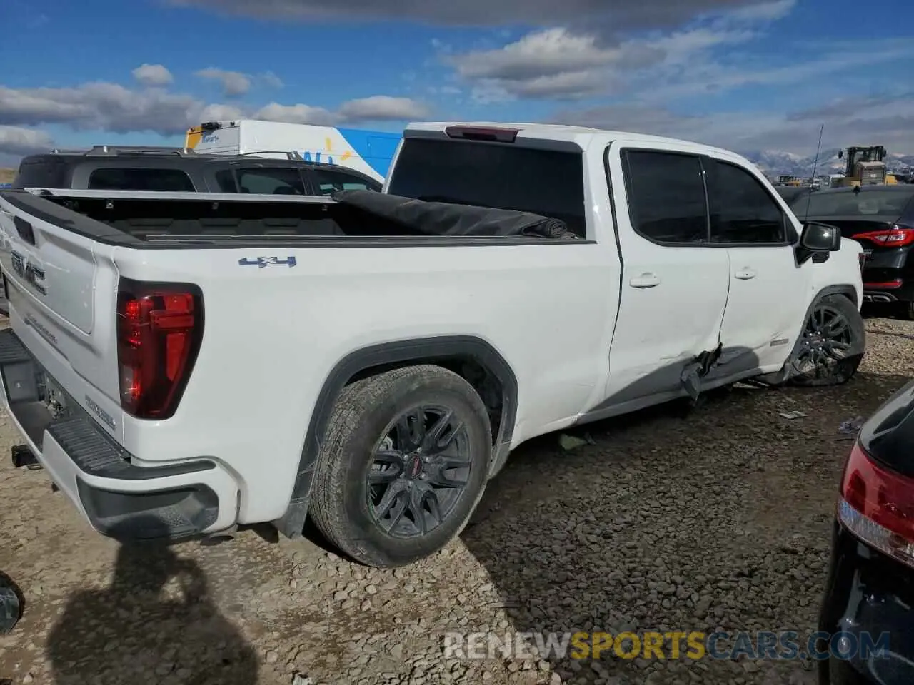 3 Photograph of a damaged car 3GTPUCEK3NG681806 GMC SIERRA 2022