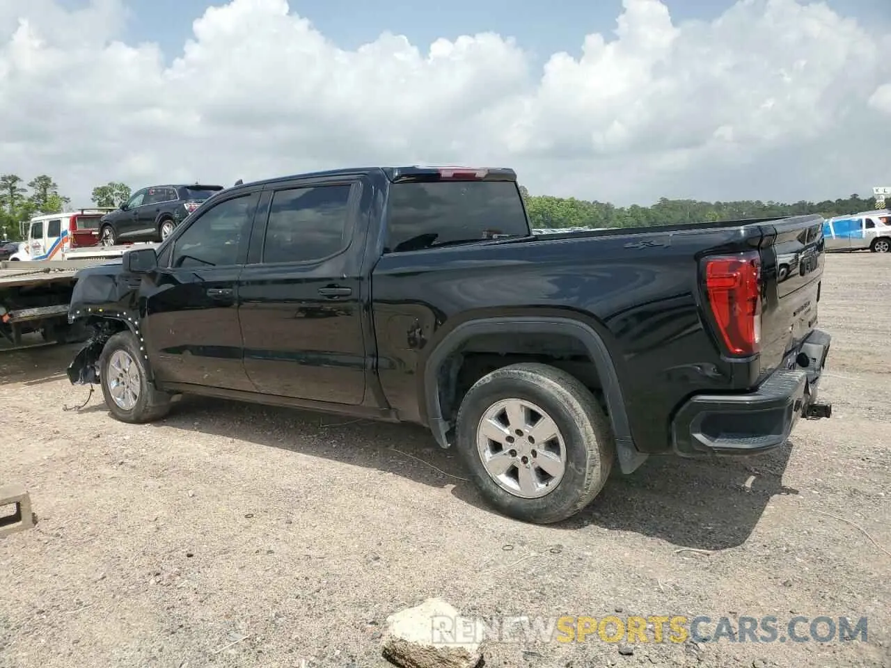 2 Photograph of a damaged car 3GTPUCEK8NG671045 GMC SIERRA 2022