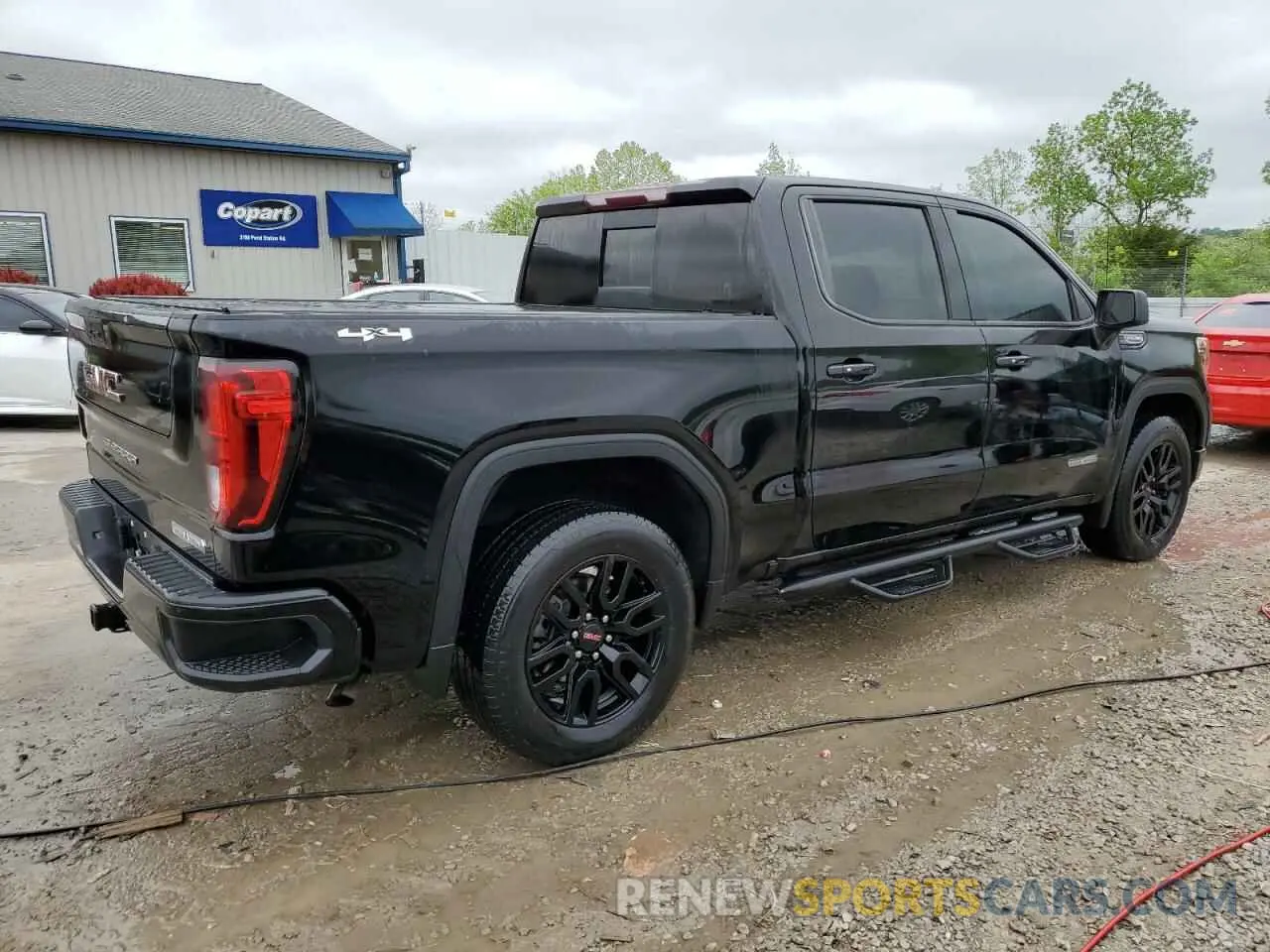 3 Photograph of a damaged car 3GTU9CED1NG114211 GMC SIERRA 2022