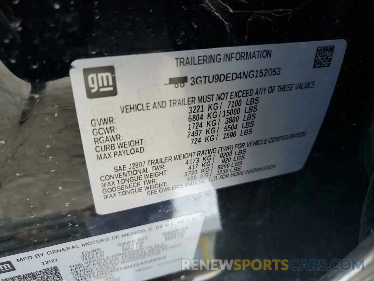 12 Photograph of a damaged car 3GTU9DED4NG152053 GMC SIERRA 2022