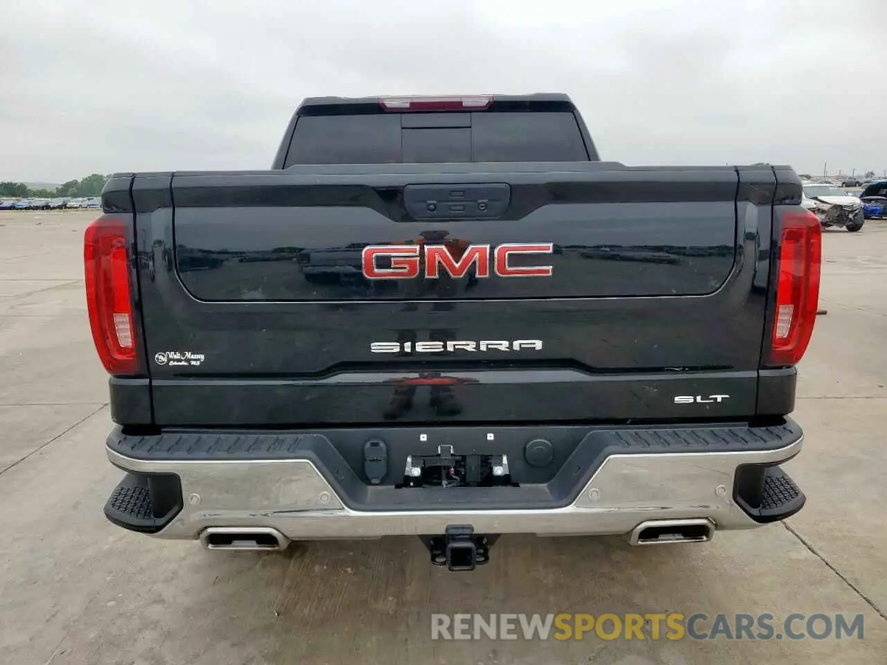 6 Photograph of a damaged car 3GTU9DED4NG192729 GMC SIERRA 2022