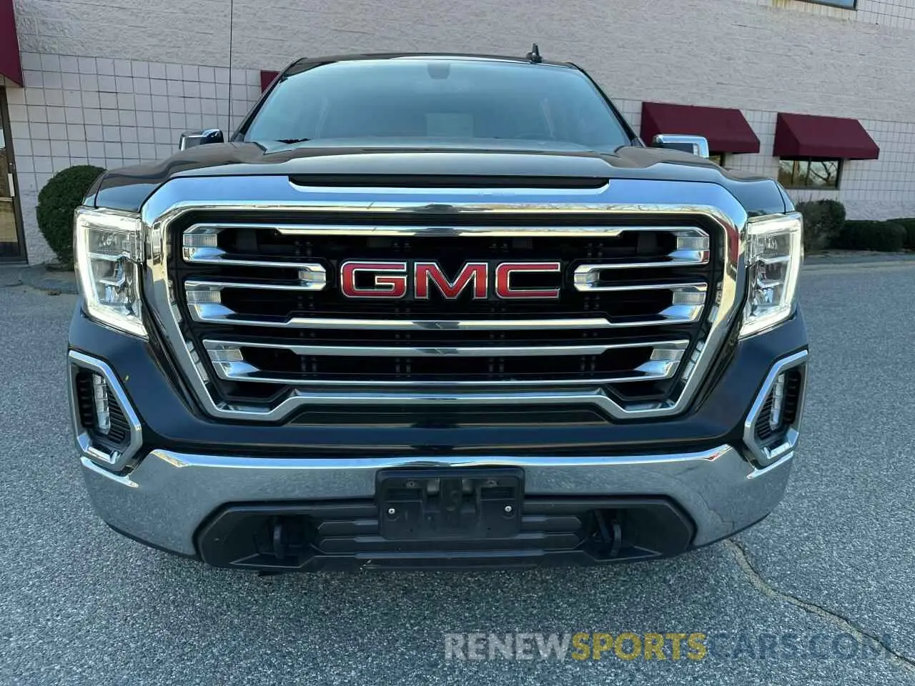 11 Photograph of a damaged car 3GTU9DED6NG150613 GMC SIERRA 2022