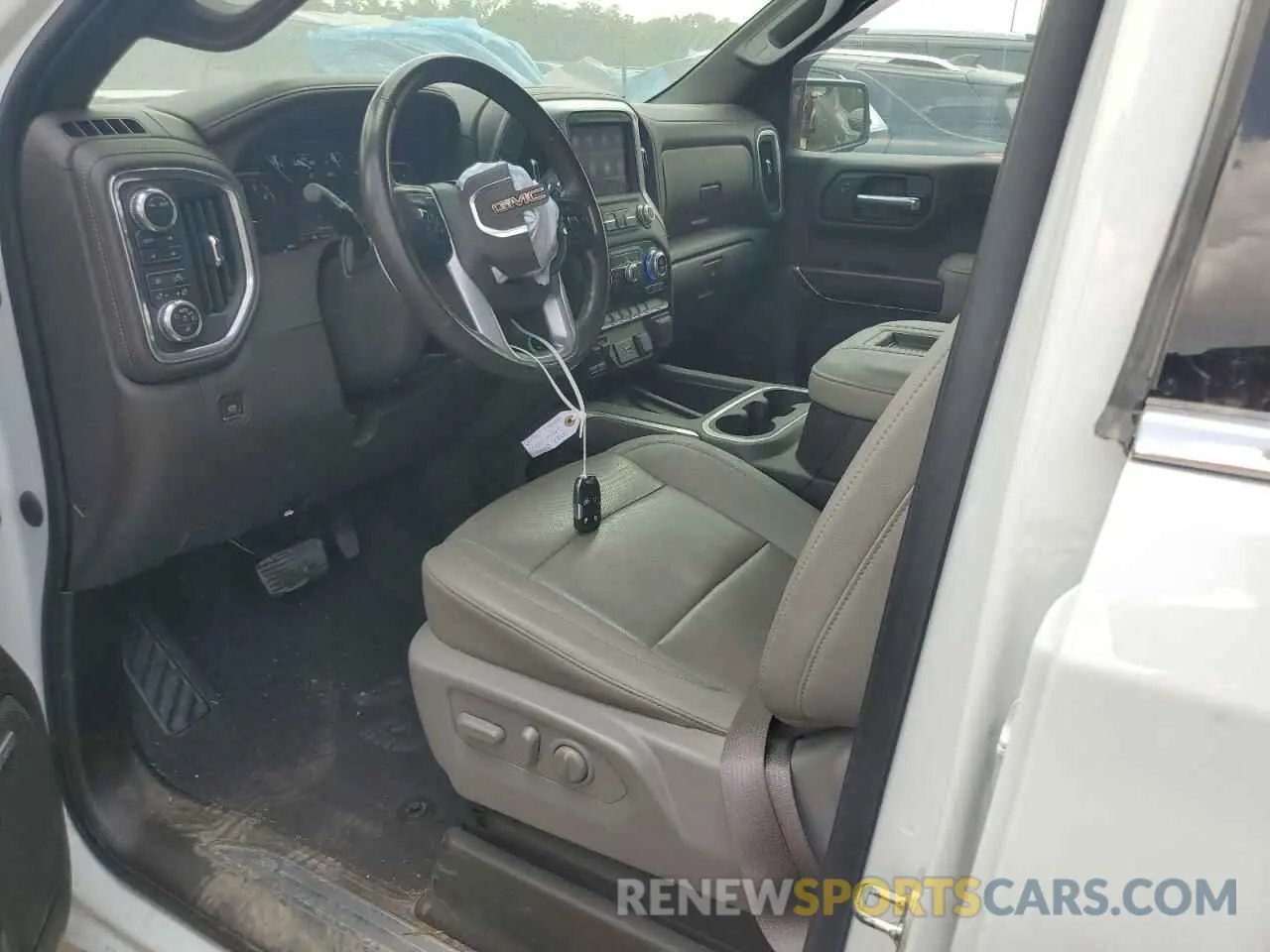 7 Photograph of a damaged car 3GTU9DED6NG158615 GMC SIERRA 2022