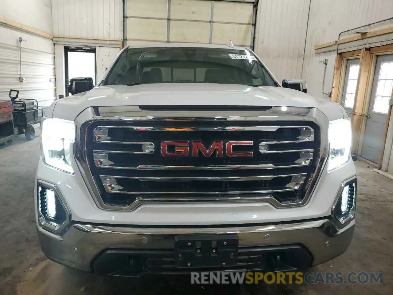 5 Photograph of a damaged car 3GTU9DEL3NG132836 GMC SIERRA 2022