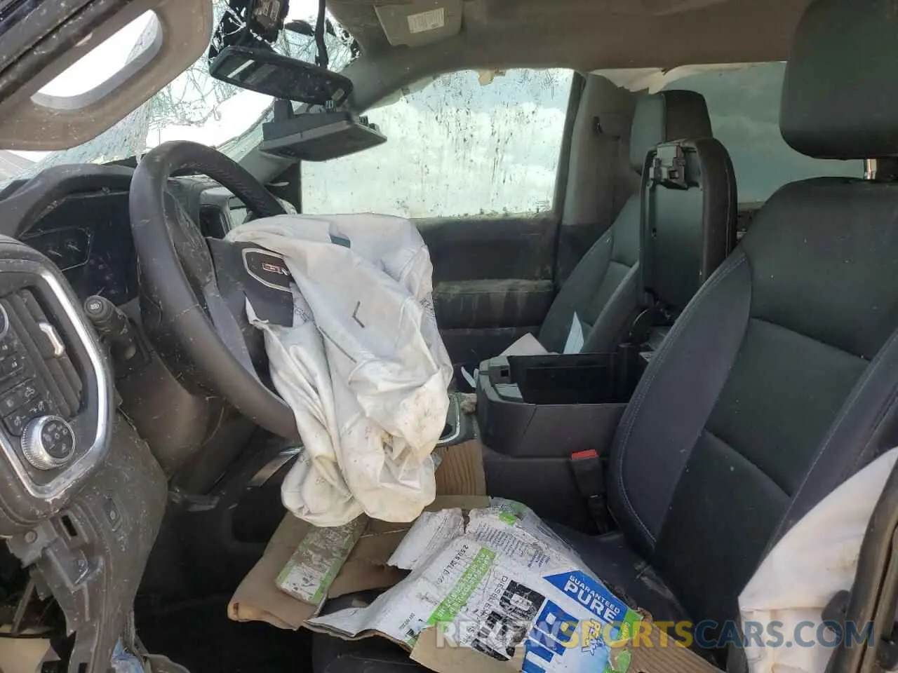 7 Photograph of a damaged car 3GTU9DET8NG174595 GMC SIERRA 2022