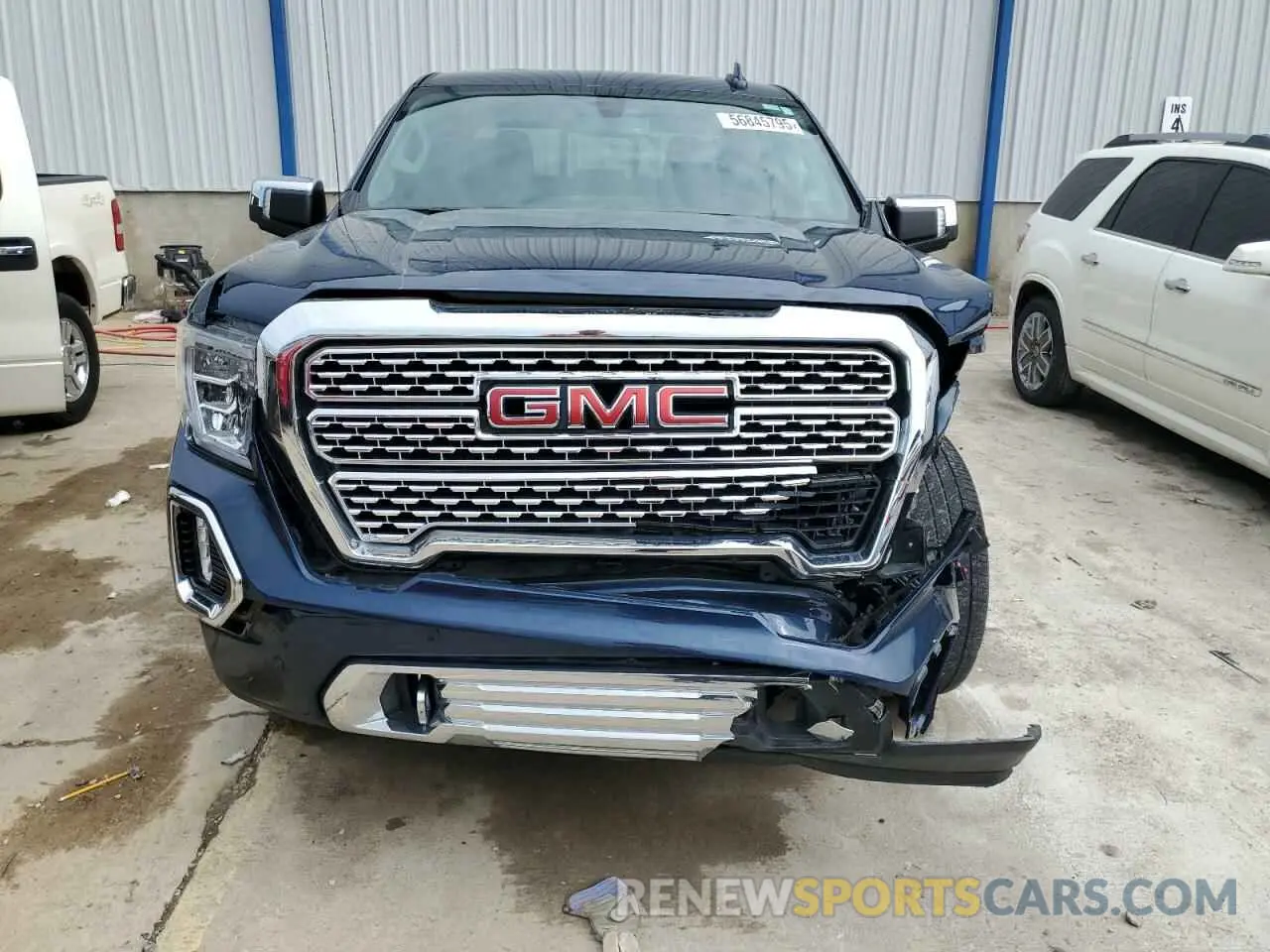 5 Photograph of a damaged car 3GTU9FEL1NG181268 GMC SIERRA 2022