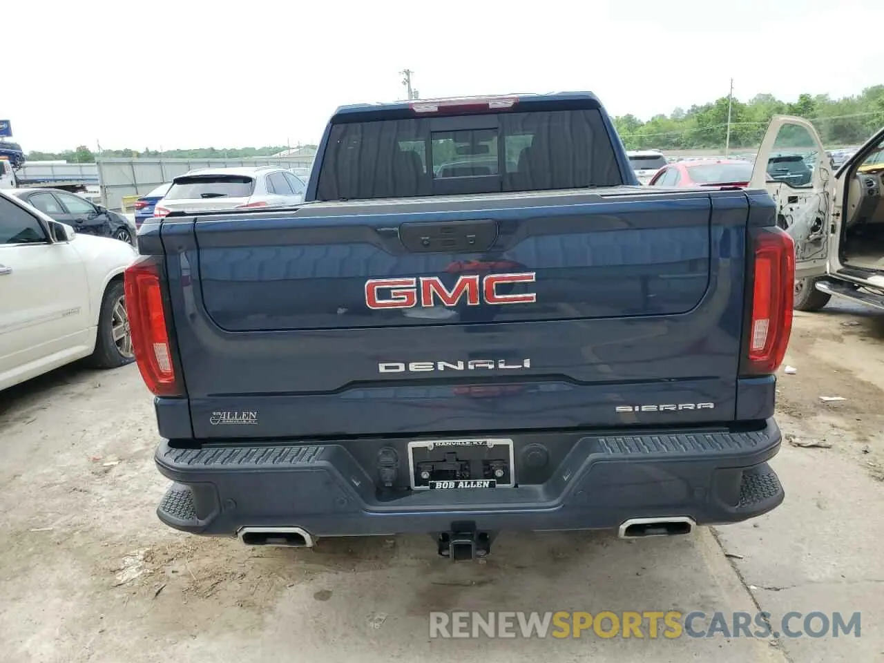 6 Photograph of a damaged car 3GTU9FEL1NG181268 GMC SIERRA 2022