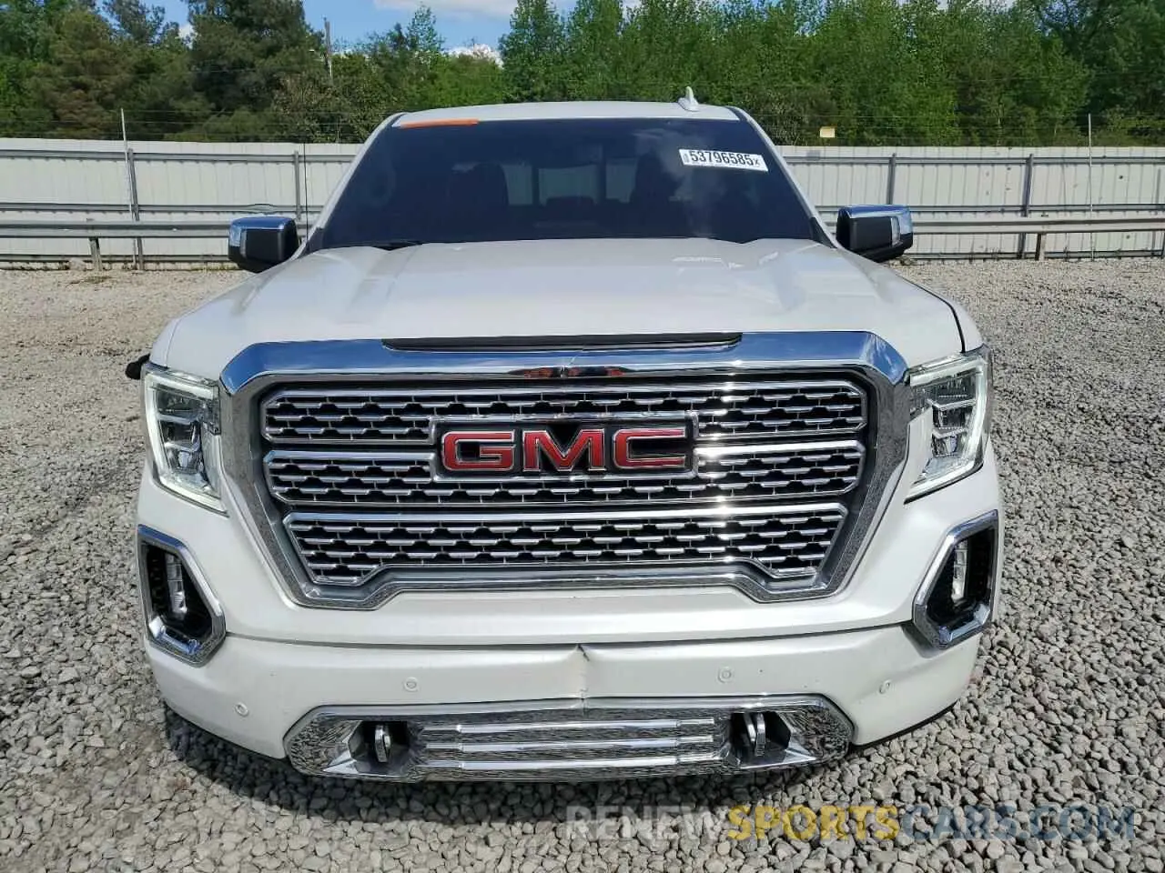 5 Photograph of a damaged car 3GTU9FEL9NG158840 GMC SIERRA 2022