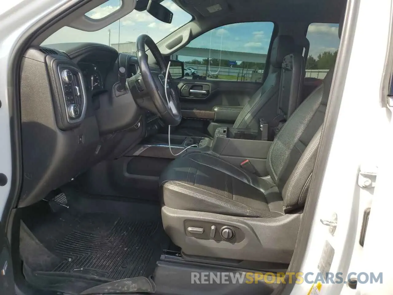 7 Photograph of a damaged car 3GTU9FEL9NG158840 GMC SIERRA 2022