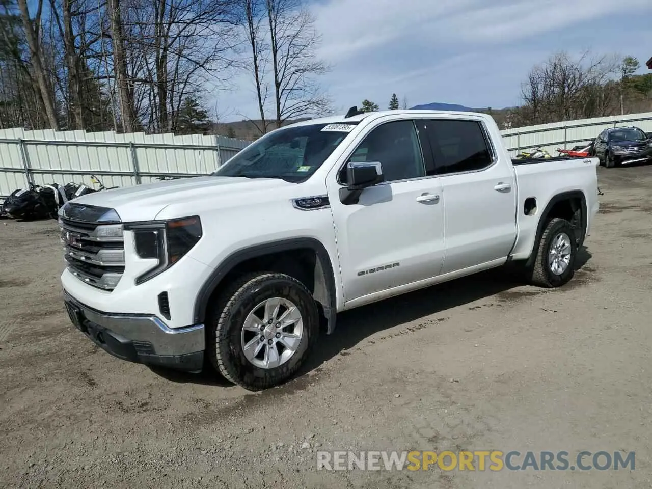 1 Photograph of a damaged car 3GTUUBED6NG612641 GMC SIERRA 2022