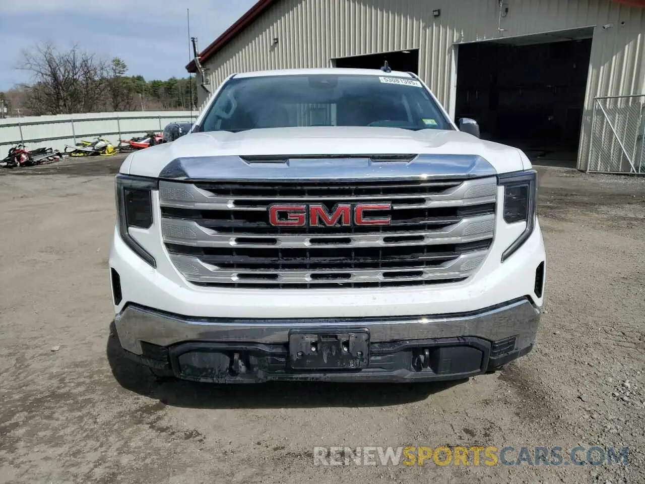 5 Photograph of a damaged car 3GTUUBED6NG612641 GMC SIERRA 2022
