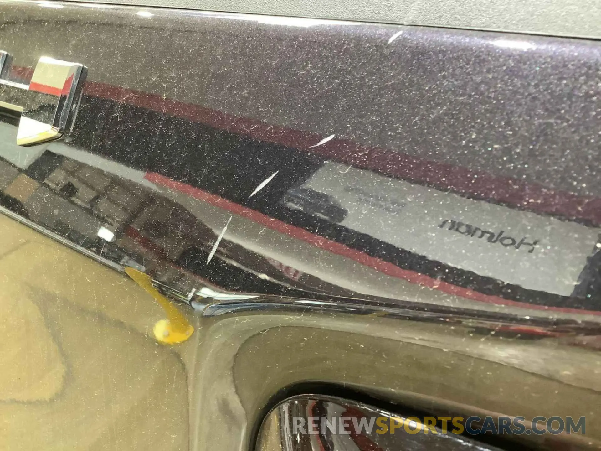 16 Photograph of a damaged car 3GTUUBED7NG554166 GMC SIERRA 2022