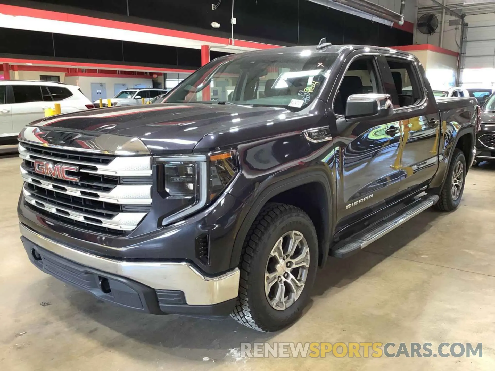 6 Photograph of a damaged car 3GTUUBED7NG554166 GMC SIERRA 2022