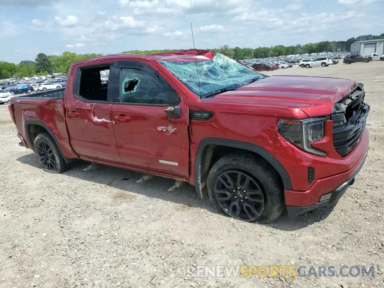 4 Photograph of a damaged car 3GTUUCED8NG610251 GMC SIERRA 2022