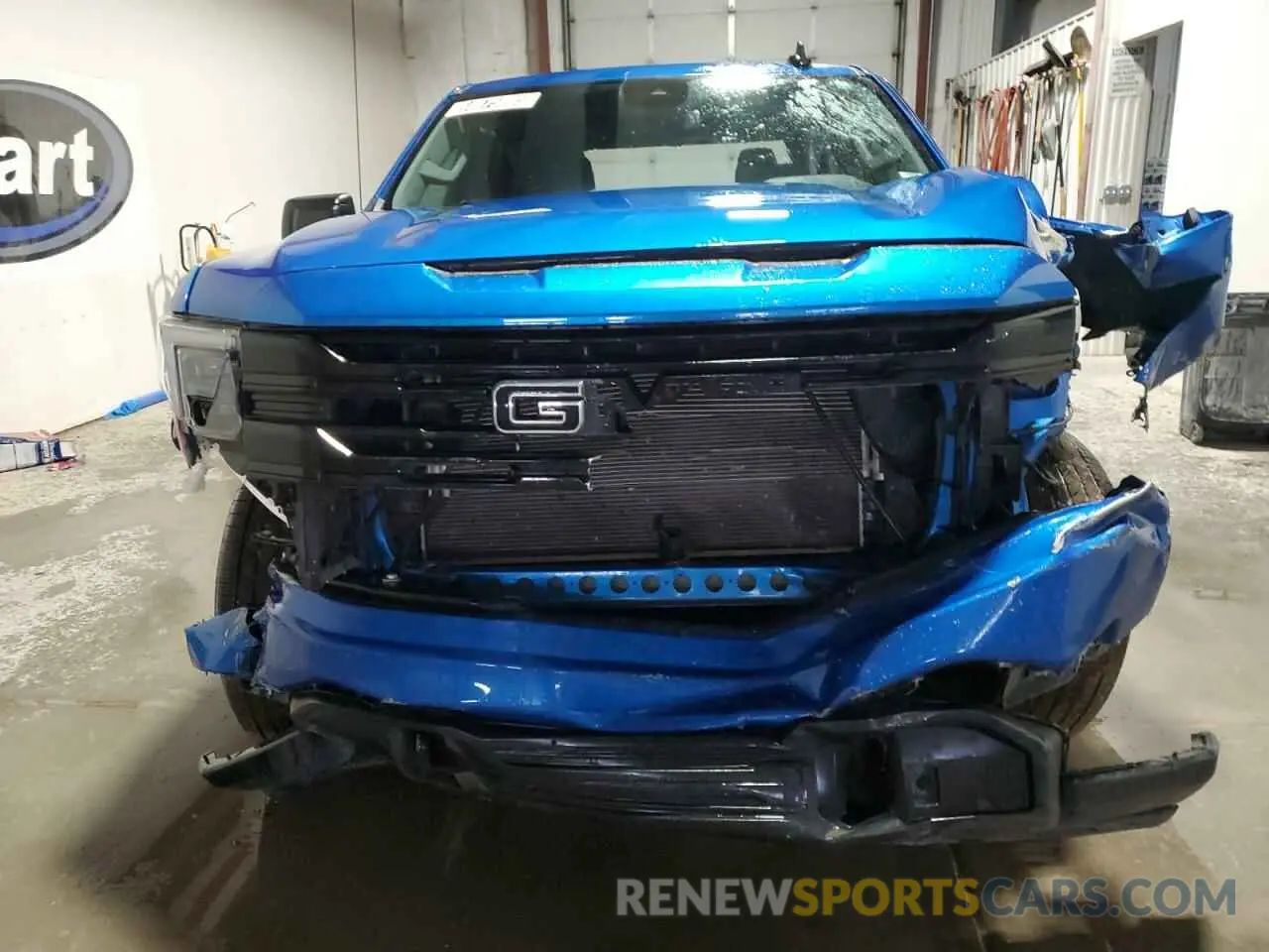 5 Photograph of a damaged car 3GTUUCEDXNG585479 GMC SIERRA 2022