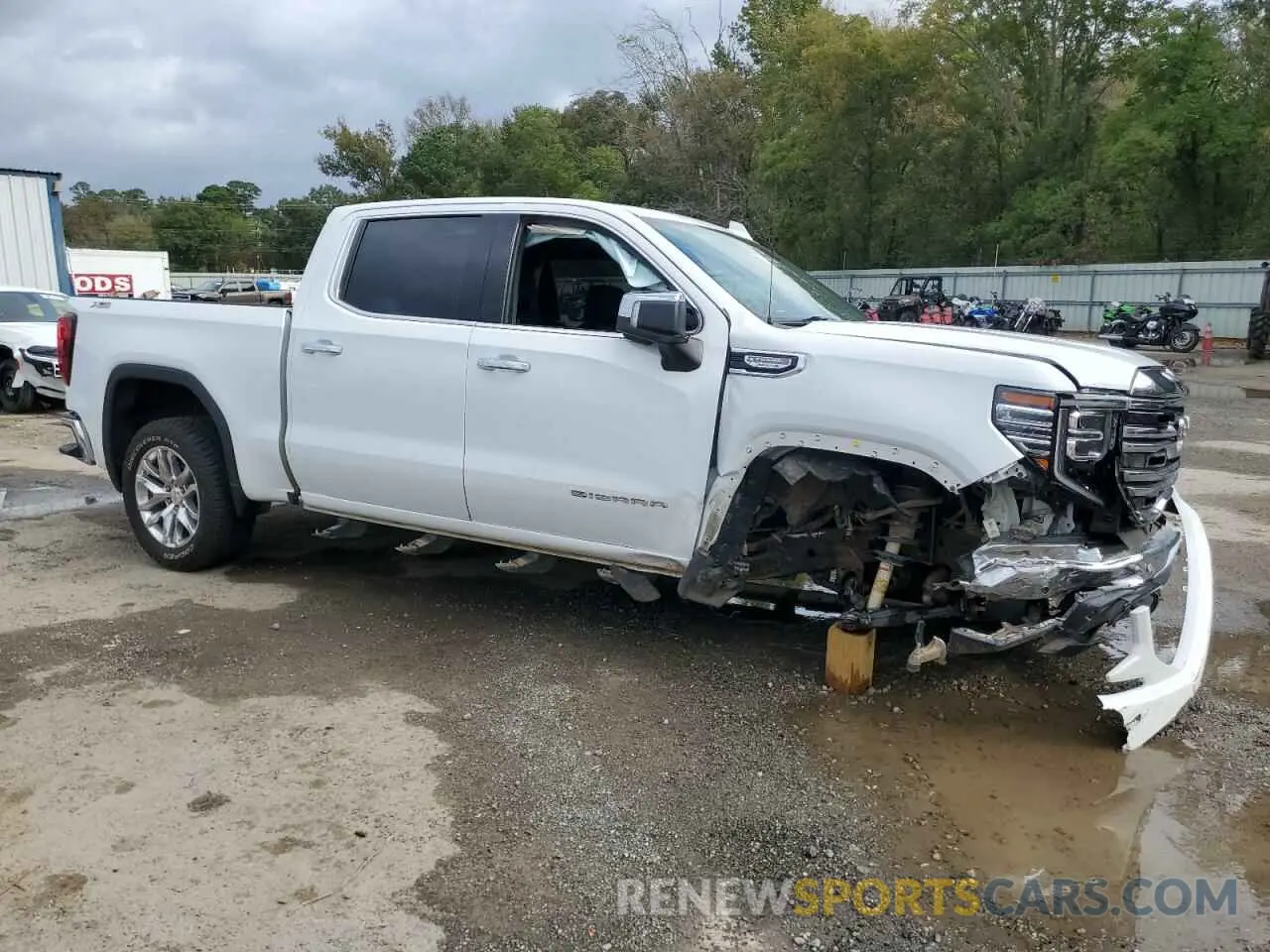 4 Photograph of a damaged car 3GTUUDET3NG648029 GMC SIERRA 2022