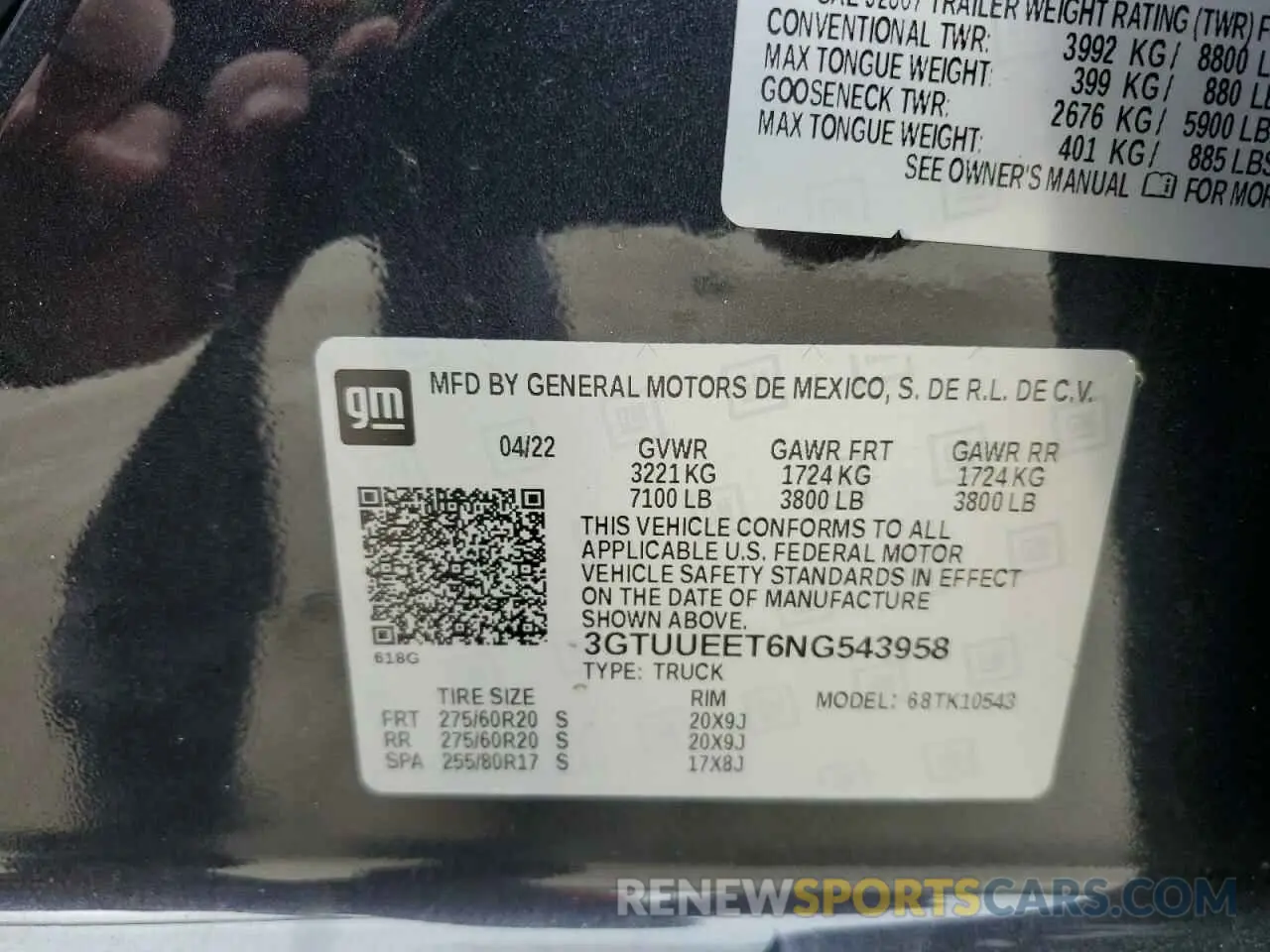 13 Photograph of a damaged car 3GTUUEET6NG543958 GMC SIERRA 2022