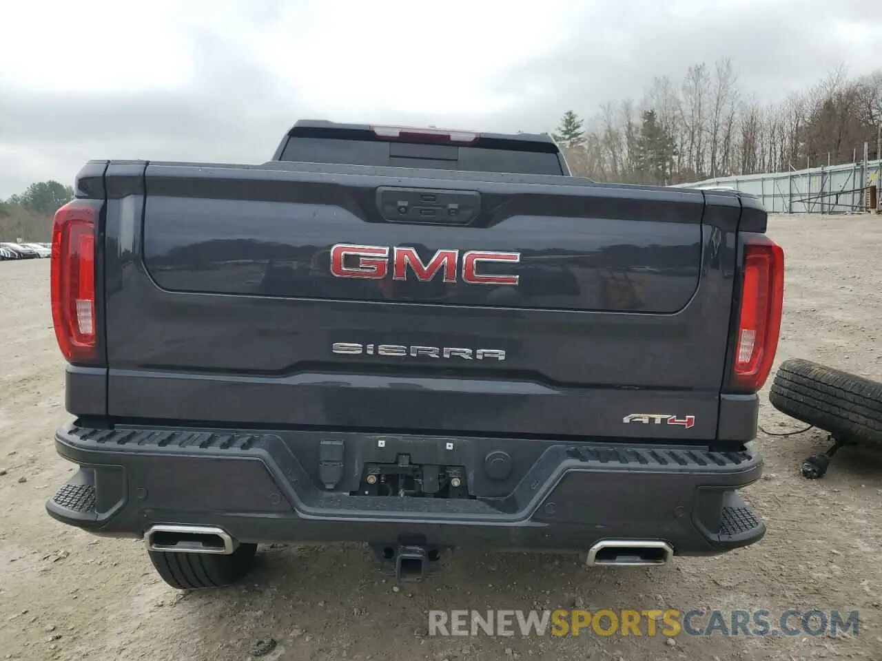 6 Photograph of a damaged car 3GTUUEET6NG543958 GMC SIERRA 2022