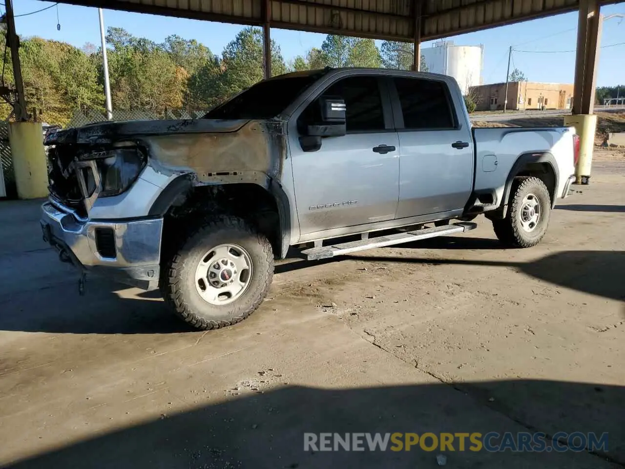 2 Photograph of a damaged car 3GTUUFEL1NG568630 GMC SIERRA 2022