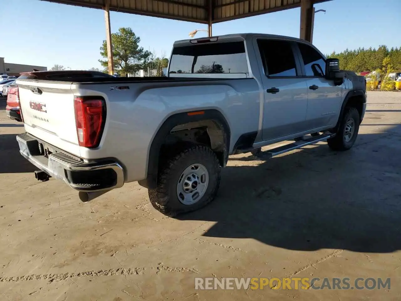 4 Photograph of a damaged car 3GTUUFEL1NG568630 GMC SIERRA 2022
