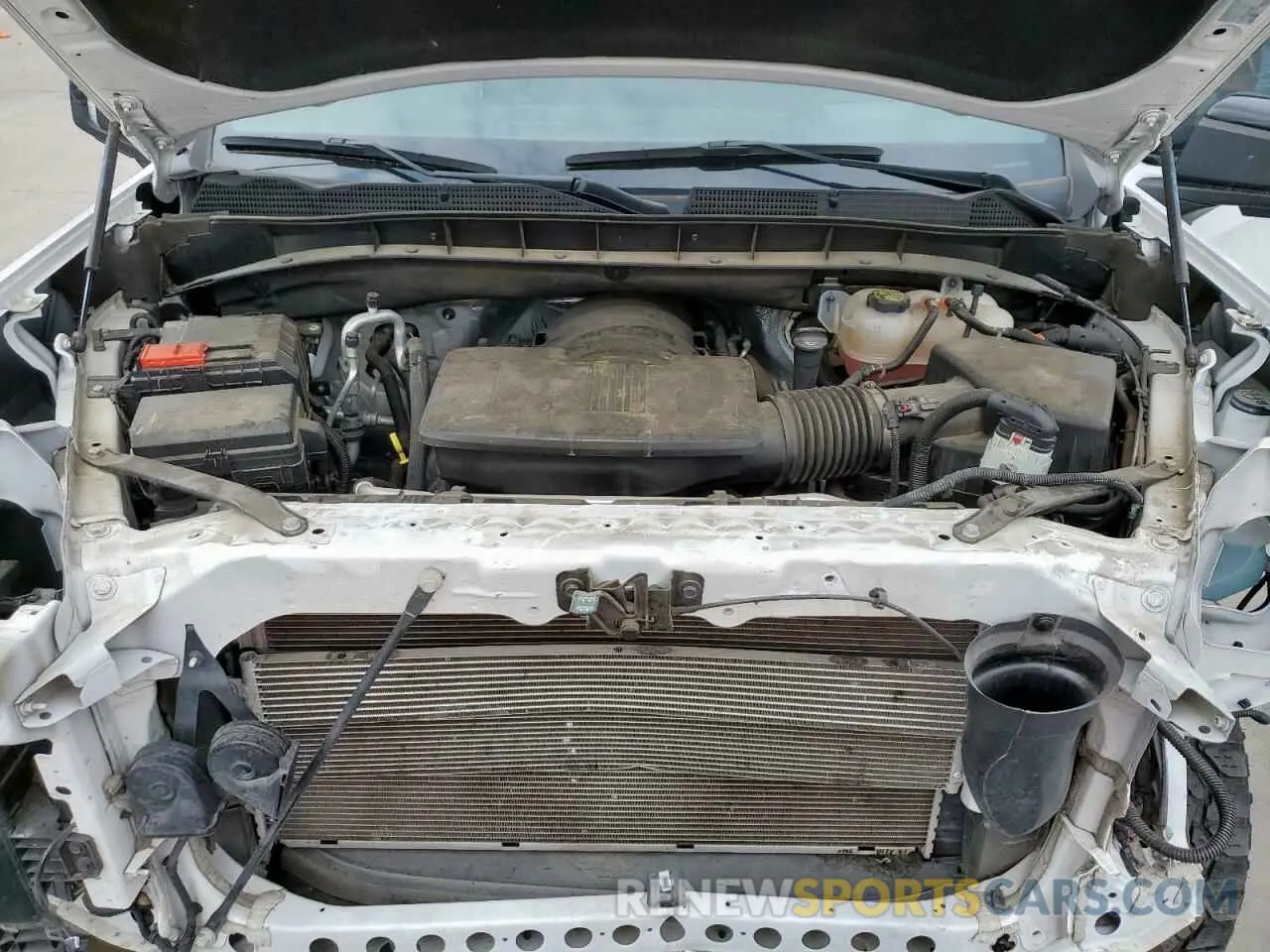 11 Photograph of a damaged car 3GTUUFEL4NG662159 GMC SIERRA 2022