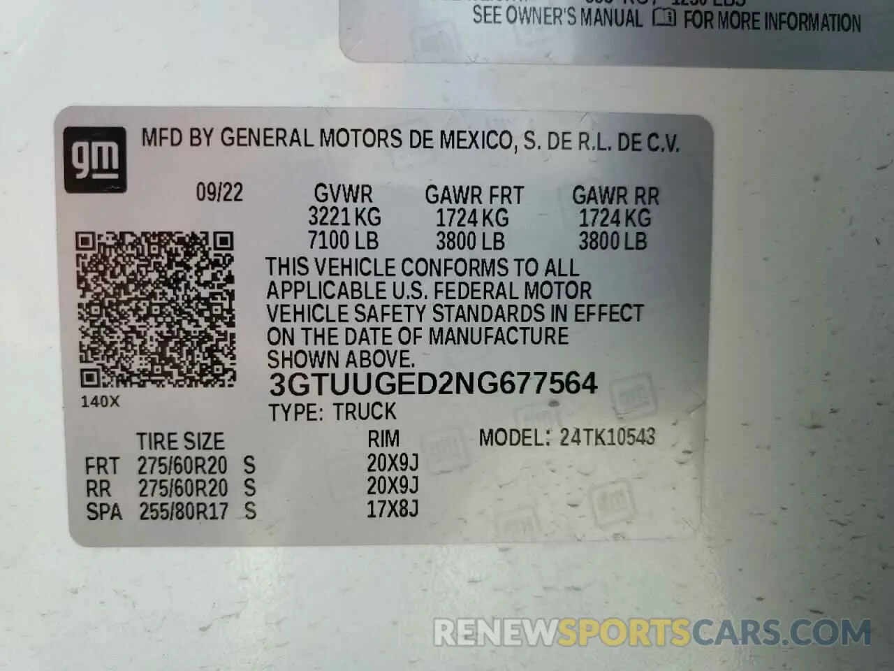 12 Photograph of a damaged car 3GTUUGED2NG677564 GMC SIERRA 2022